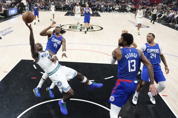 Kawhi leonard hot sale injury update